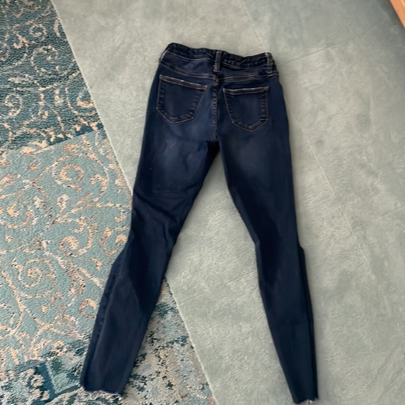 Universal Thread Ripped Skinny Jeans - Picture 2 of 3